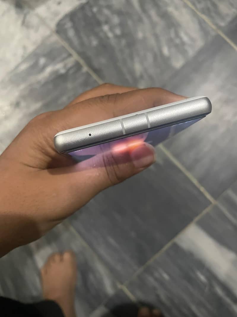 Google Pixel 7a 3