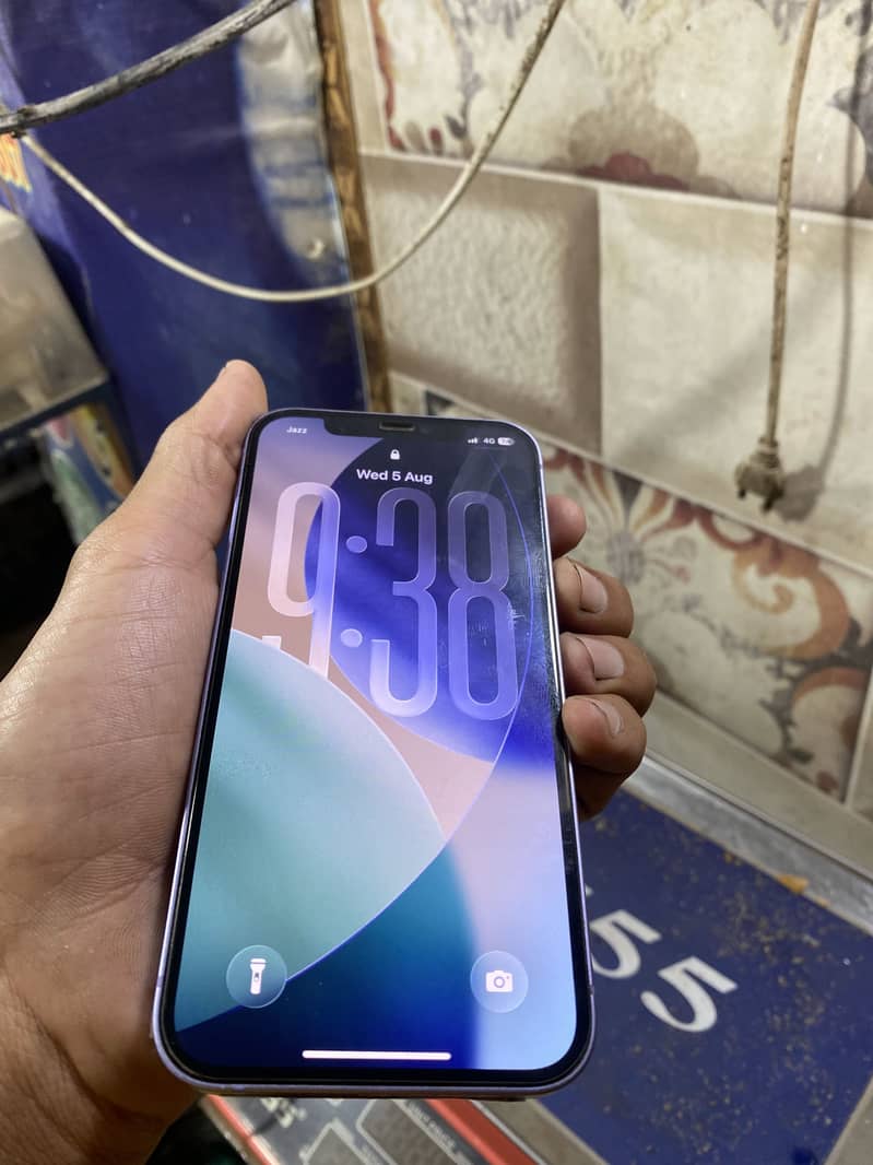 Apple iPhone 12 0