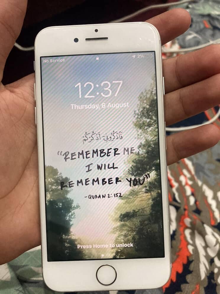 Apple iPhone 7 3