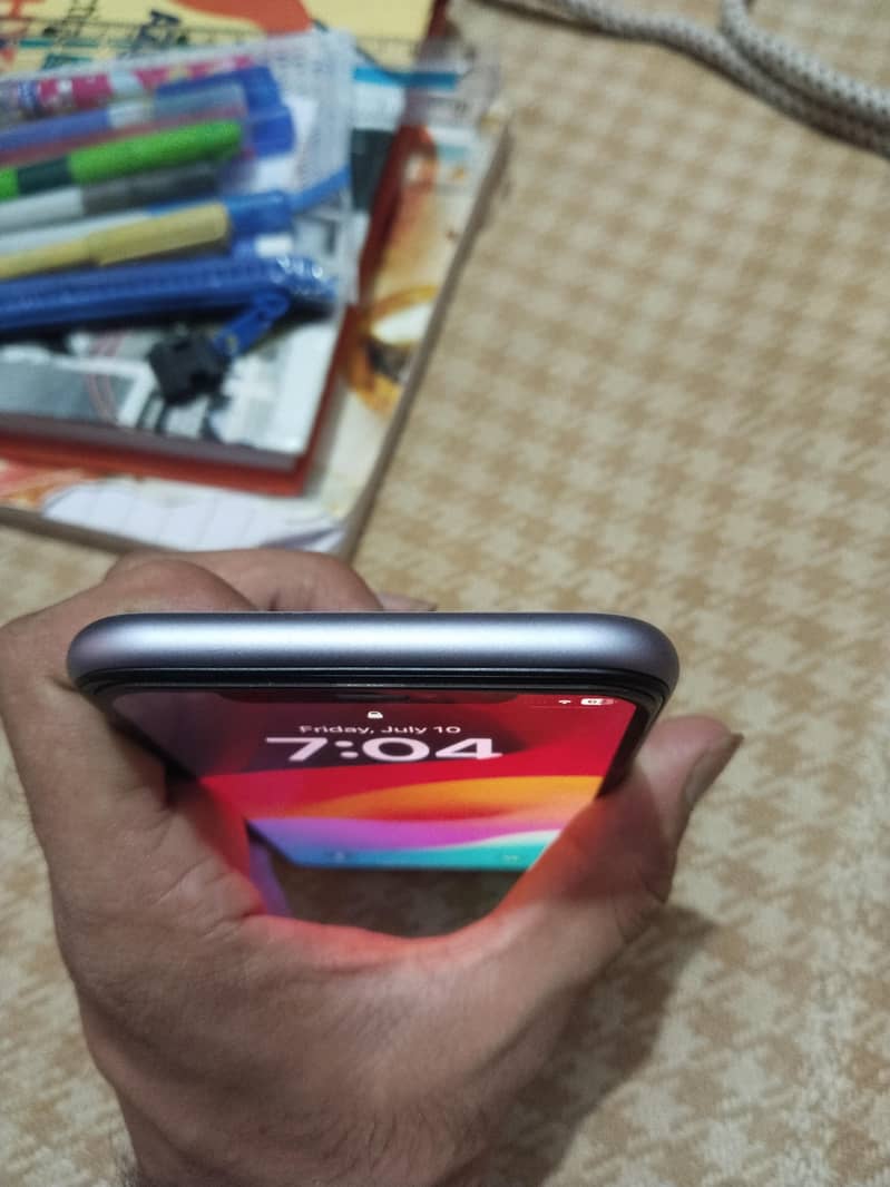 Apple iPhone 11 5