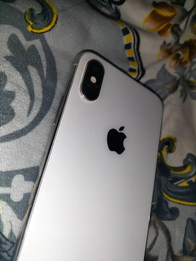 Apple iPhone XS
