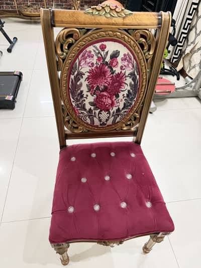 Dining table set 9/10 condition