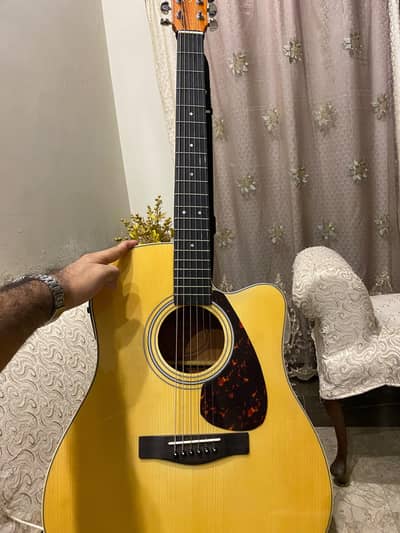 Yamaha fx370c semi acoustic