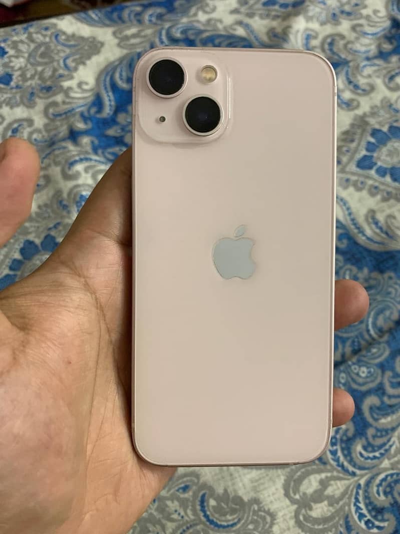 Apple iPhone 13 0