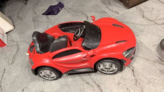 Toy car