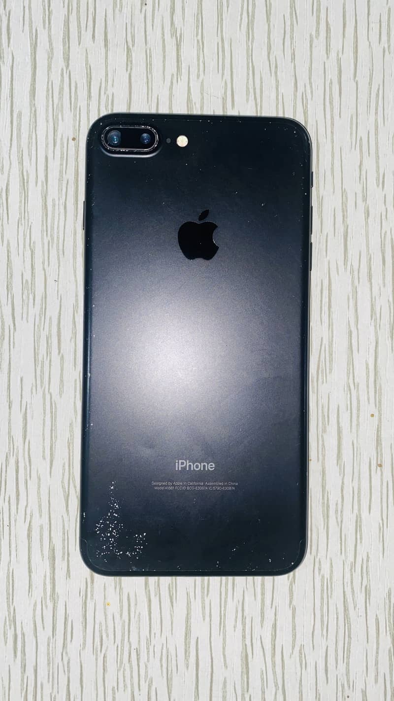 Apple iPhone 7 Plus 0