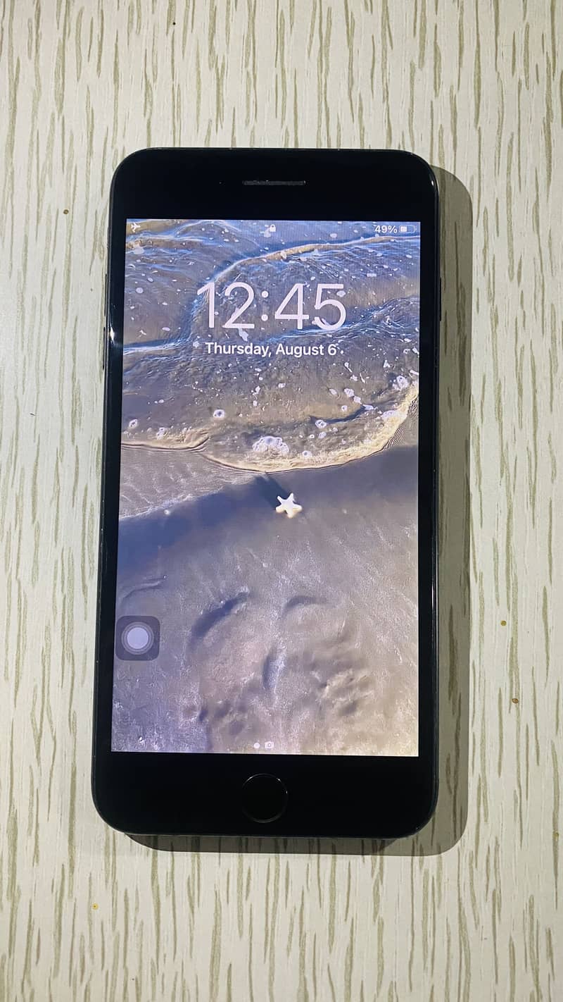 Apple iPhone 7 Plus 1