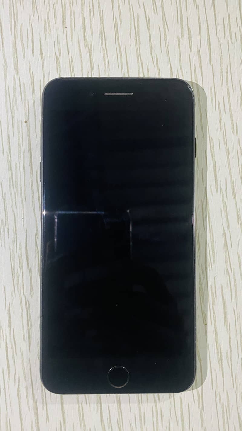 Apple iPhone 7 Plus 5