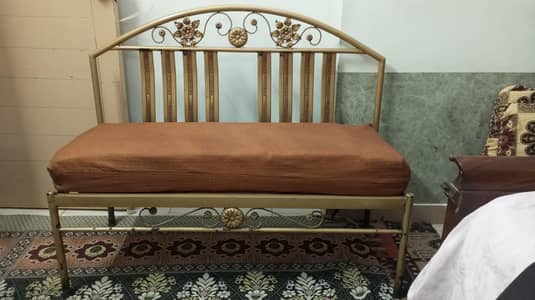 rod iron seater