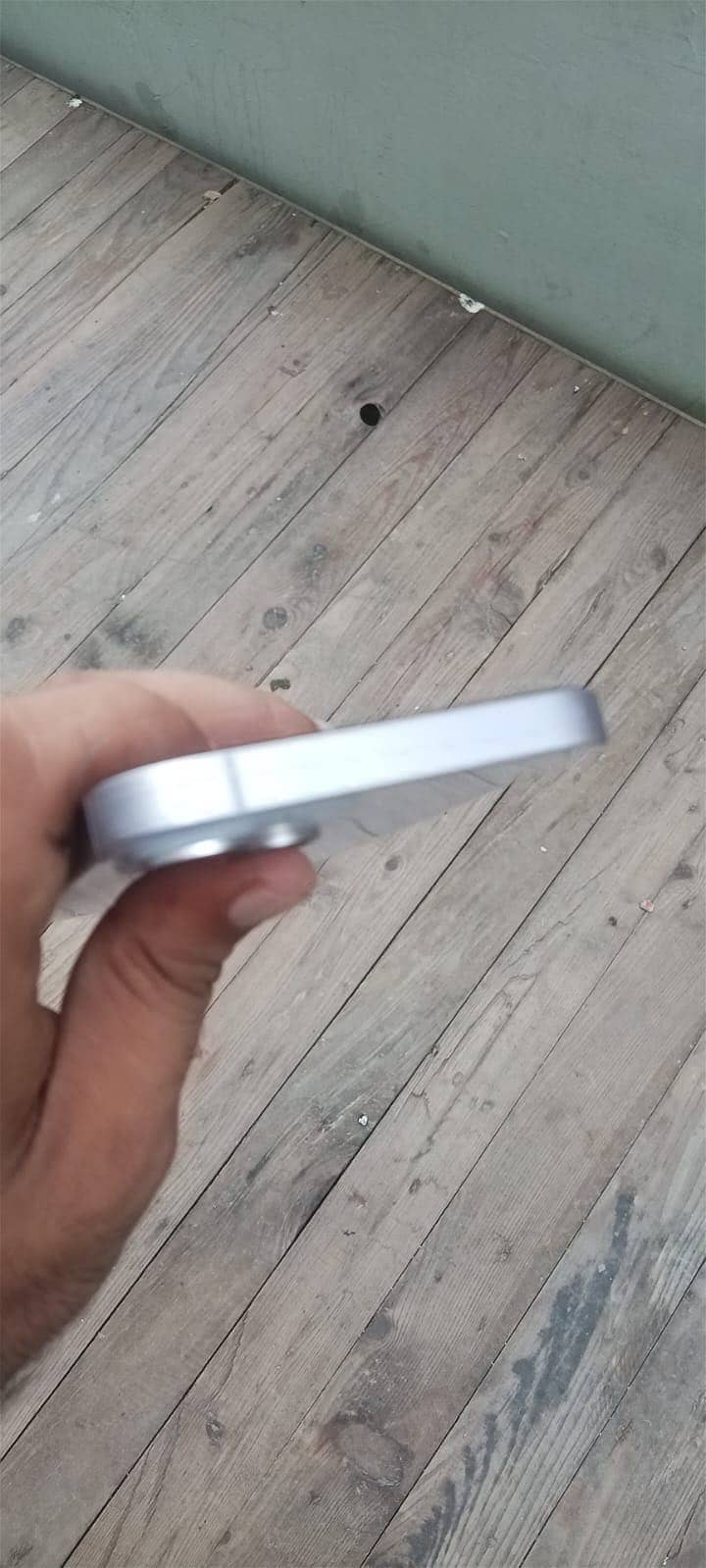 Apple iPhone 14 3