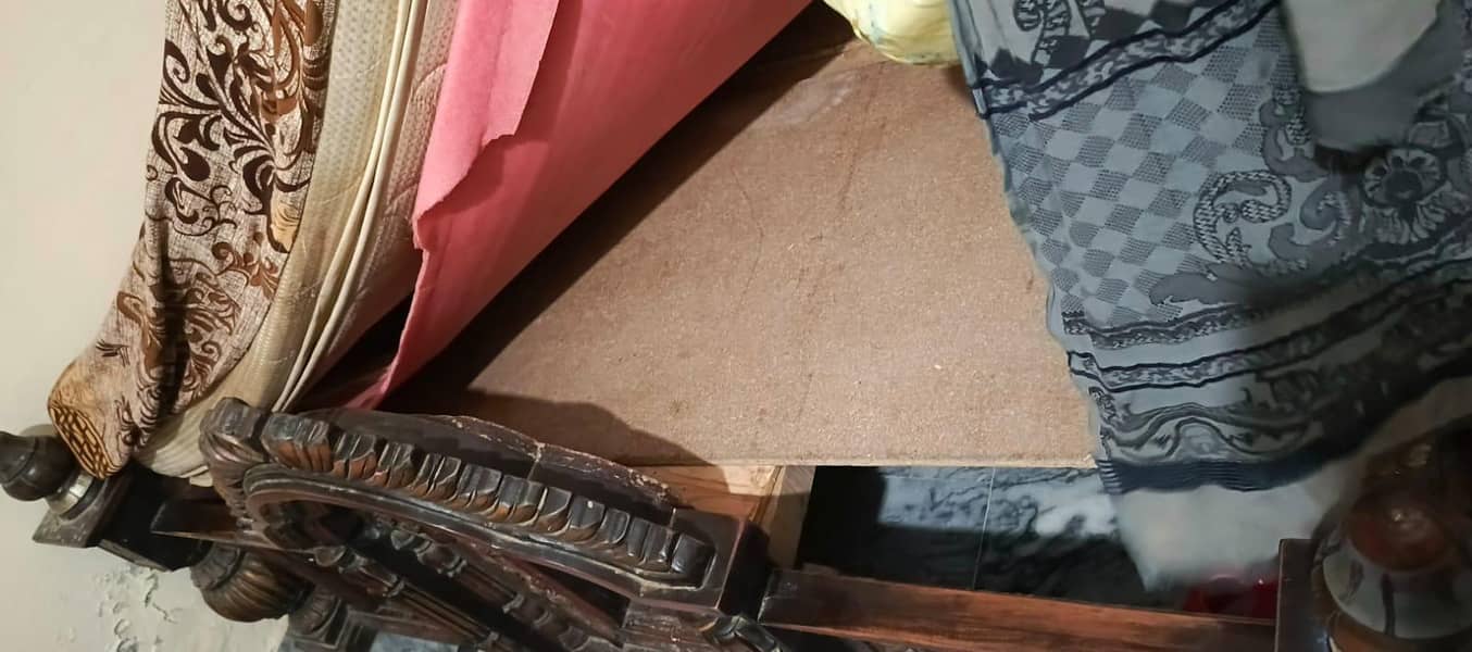 چنیوٹی کا ڈبل بیڈ۔ 7