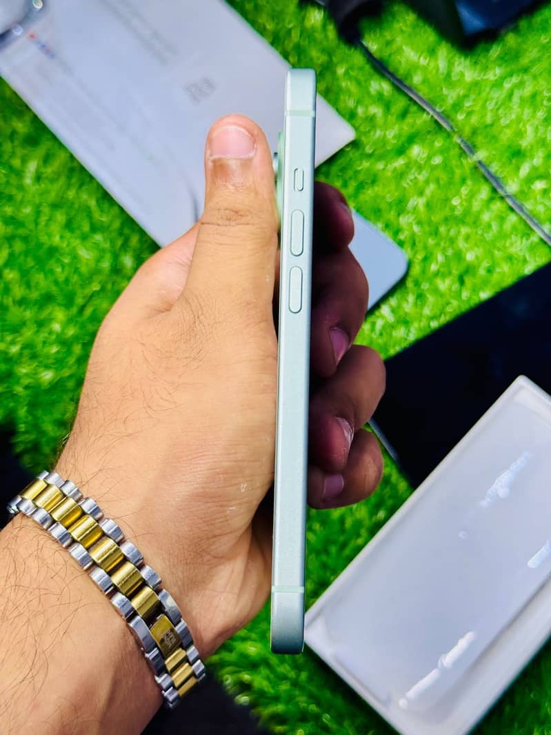 Apple iPhone 15 1