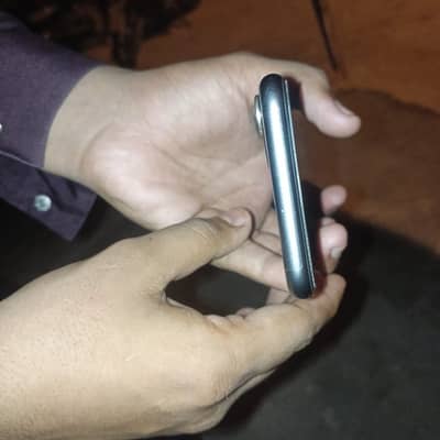 Apple iPhone 11 jv 72 exchange possible