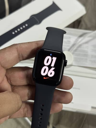 Apple Watch SE 3 brand new