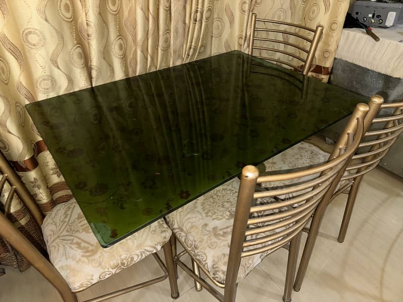 DINNING TABLE 4