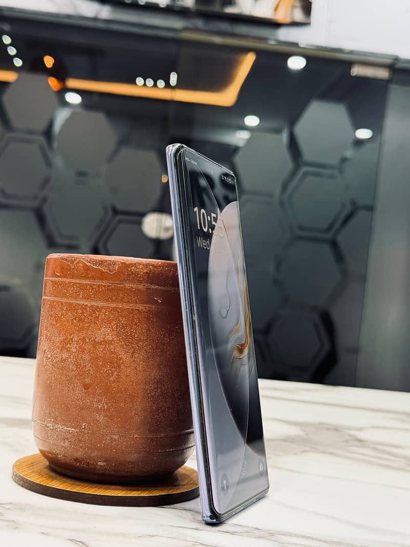 Tecno Spark 30 0