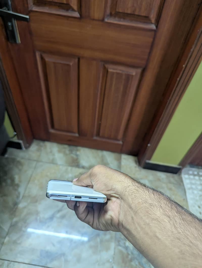 Google Pixel 7 Pro 4
