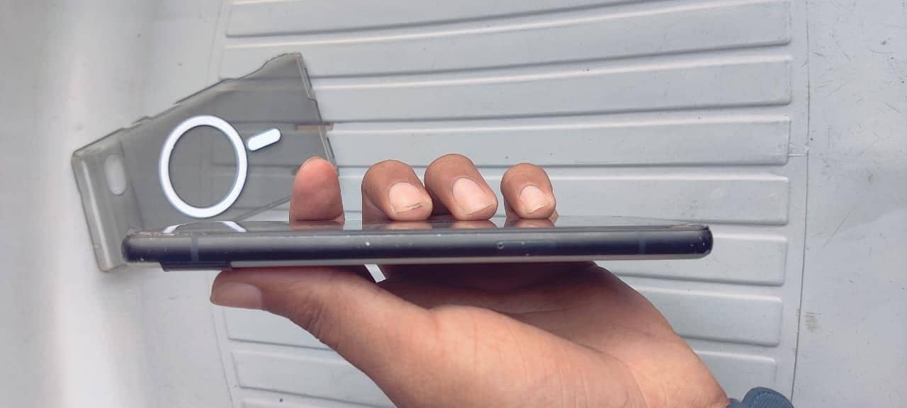 Google Pixel 6a 4