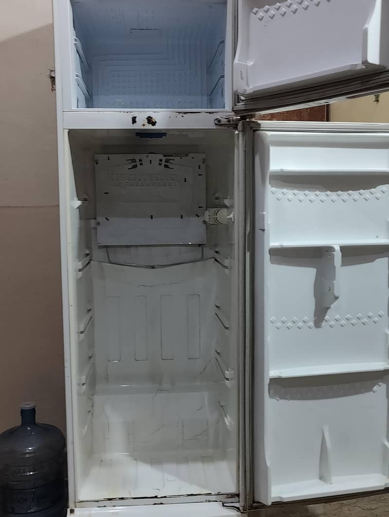 refrigerator 3