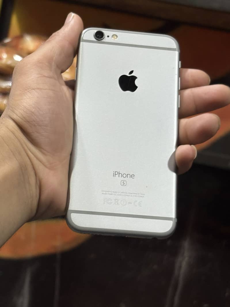 iPhone 6 s 0