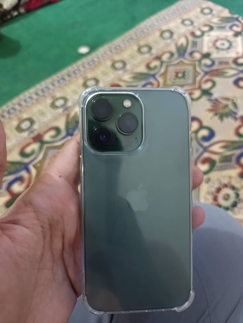 Apple iPhone 13 Pro 0