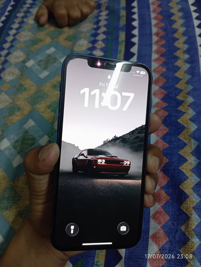 Apple iPhone 12 1