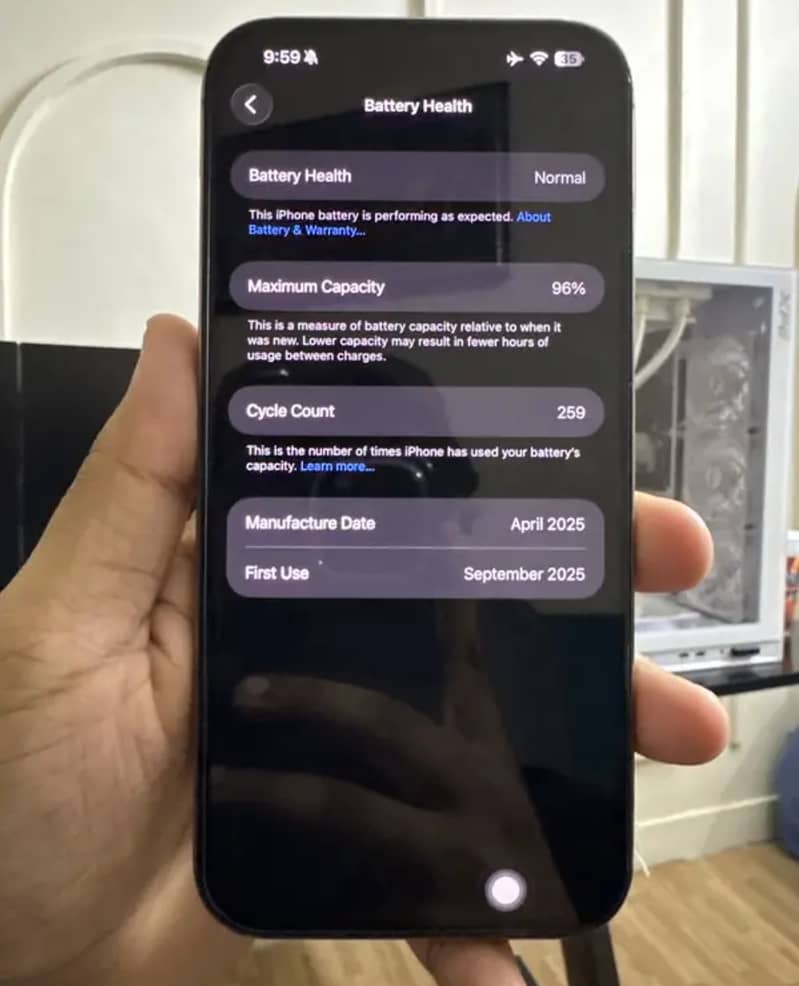 Apple iPhone 16 Pro Max 2