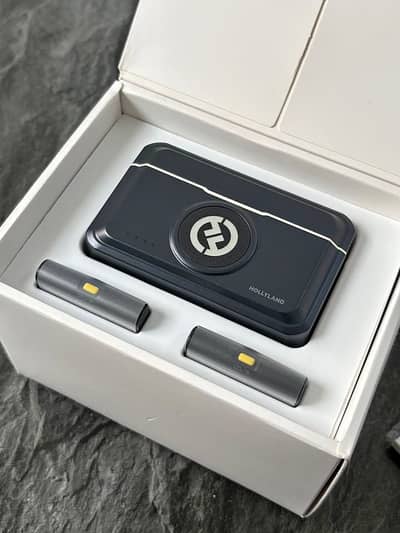 Hollyland LARK M2 Wireless Mic Combo Version