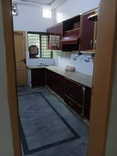 10marla first floor house available for rent Islamabad