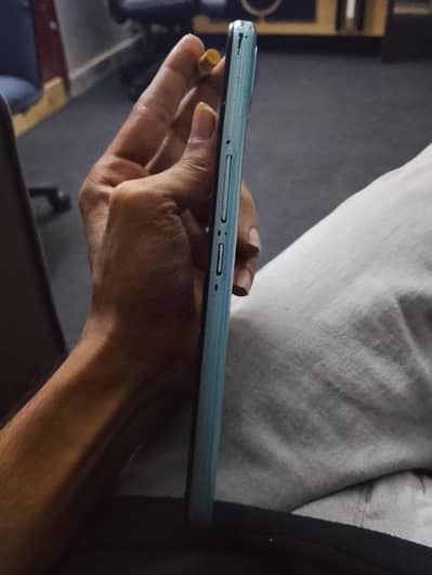 Infinix Hot 10i