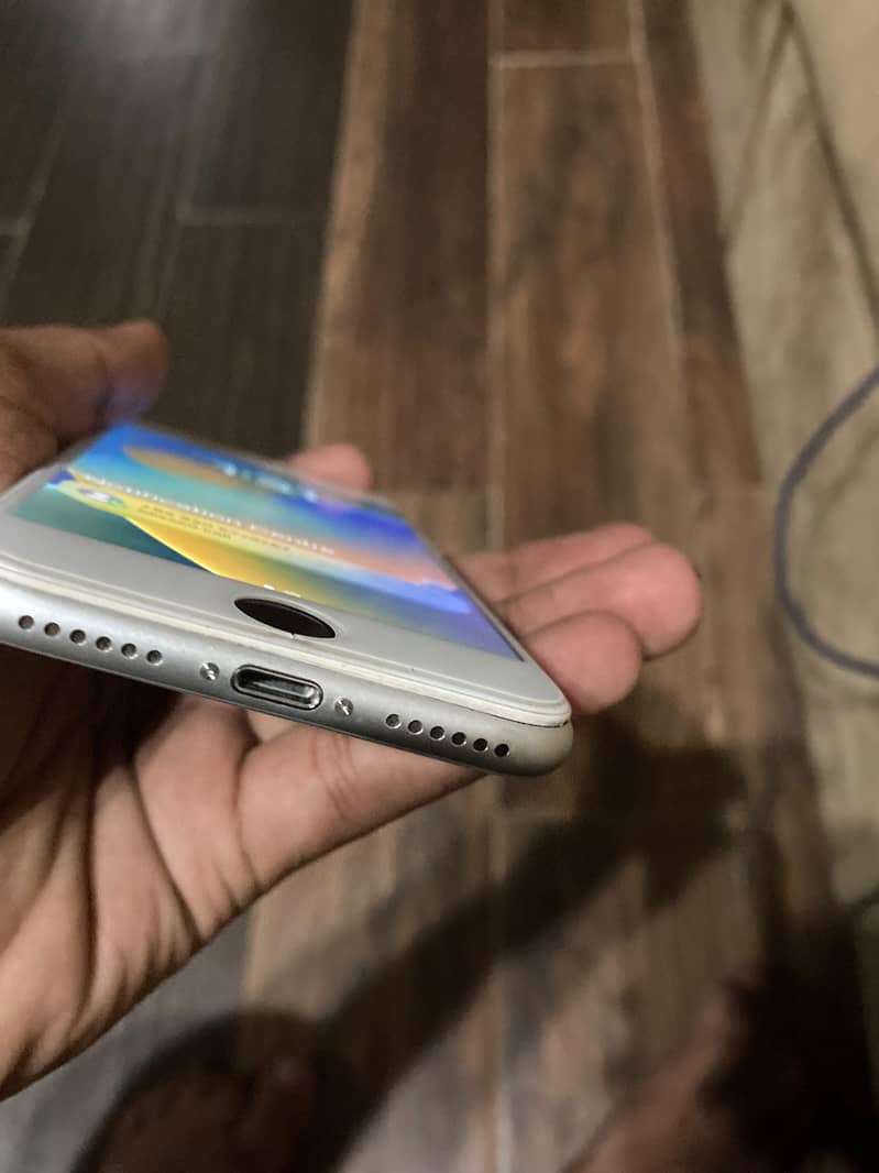 Apple iPhone 8 2