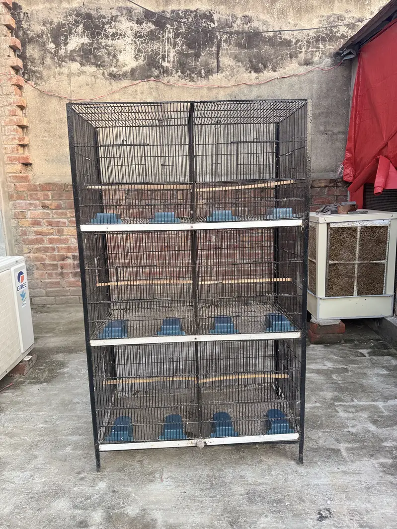 One season used spot welded cages are up for sale 9/10 condition — photo 12