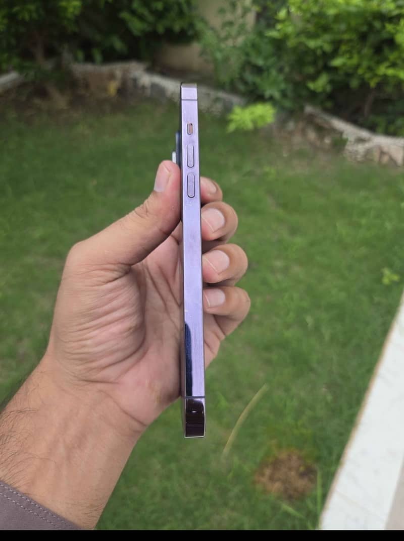 IPhone 14 Pro Max  0