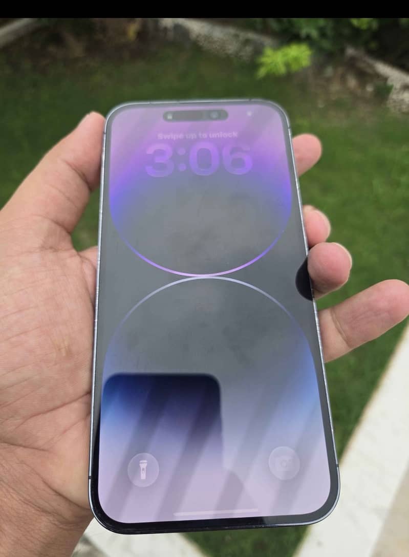 IPhone 14 Pro Max  4