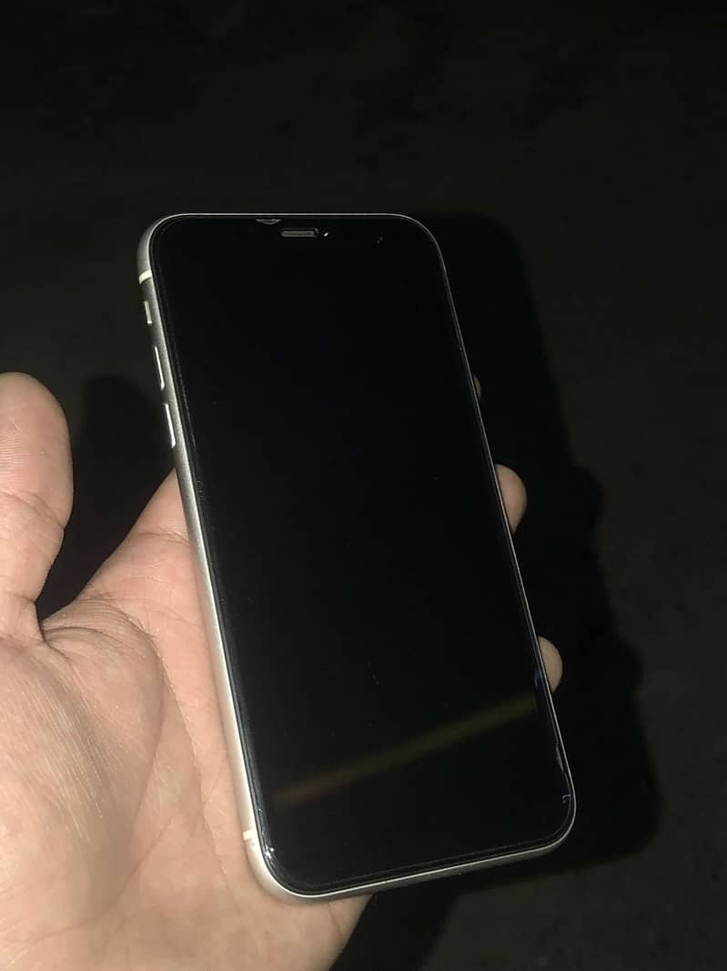 Apple iPhone 11 1