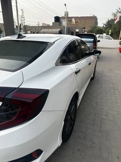 Honda Civic VTi Oriel Prosmatec 2017/18
