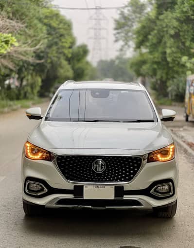 MG HS 2021
