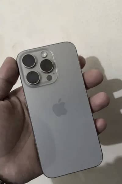 iPhone 15 pro 128gb waterpack