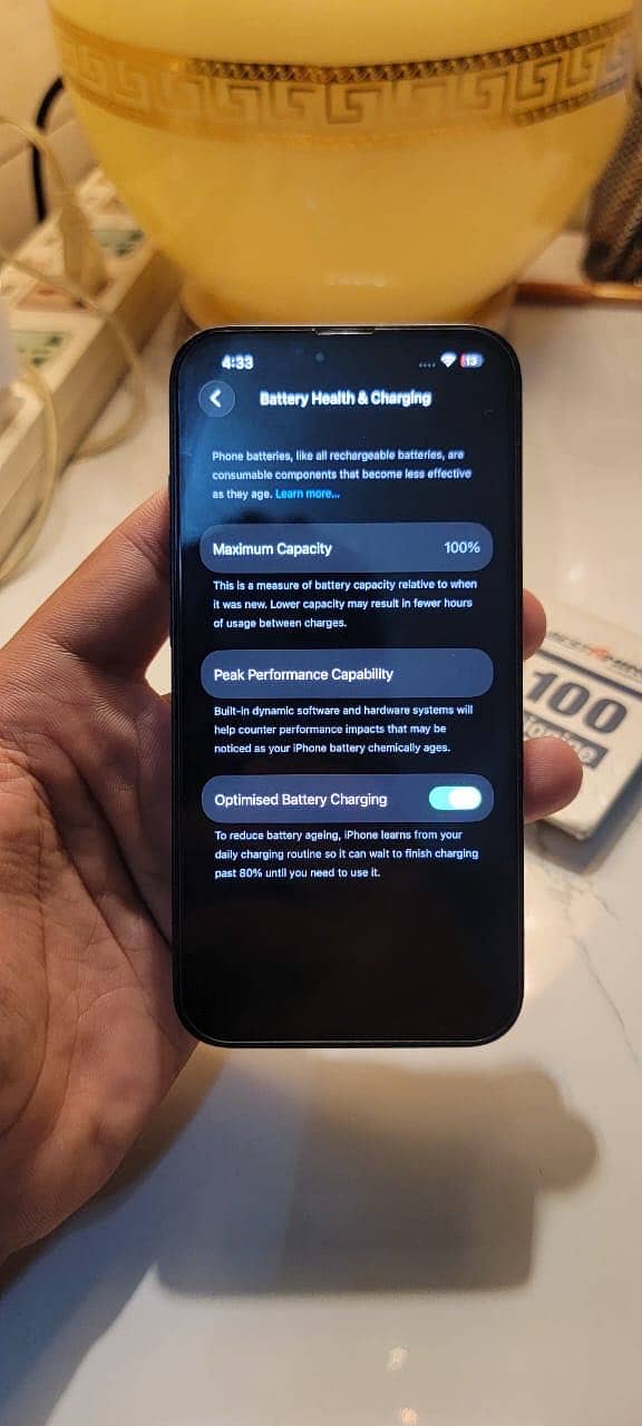 Apple iPhone 13 2