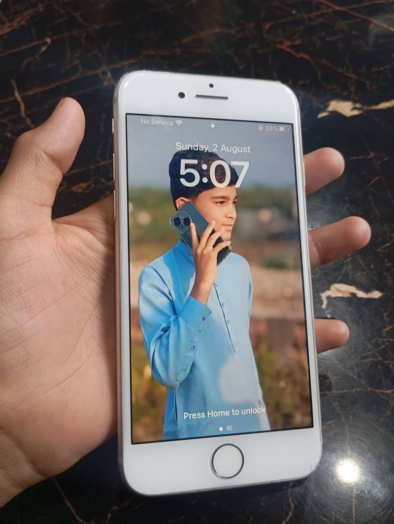 Apple iPhone 8 2