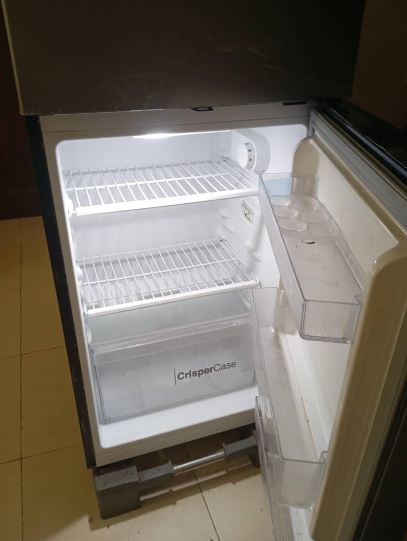 Dawlance  fridge 4