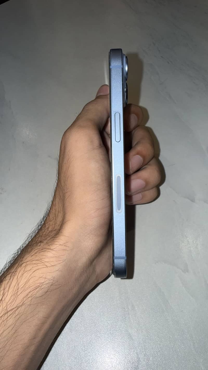 Apple iPhone 14 5