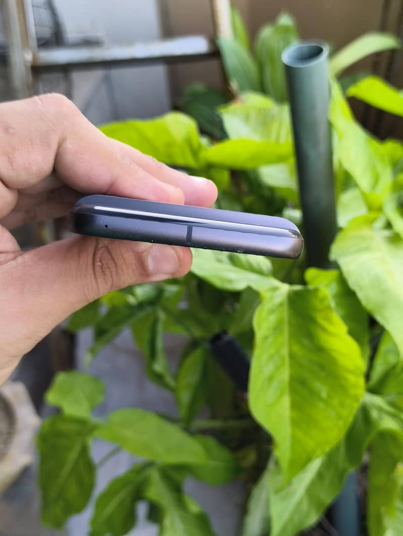 Google Pixel 8 3