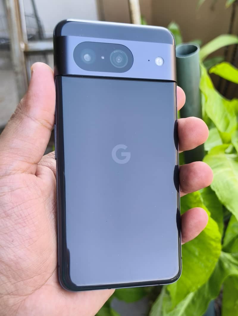Google Pixel 8 6