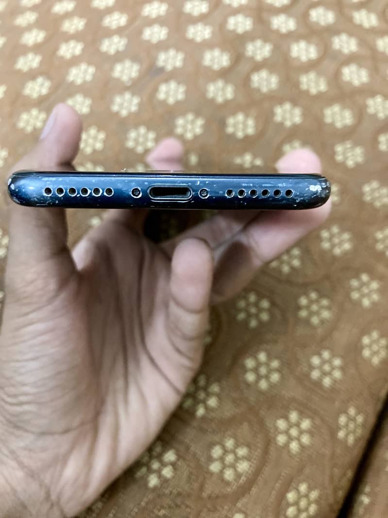 Apple iPhone 7 7