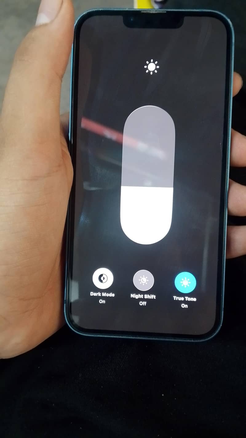 Apple iPhone 13 6