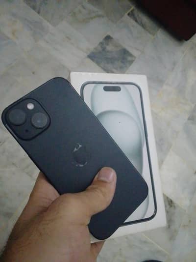 Apple iPhone 15