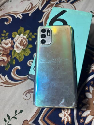 OPPO Reno6