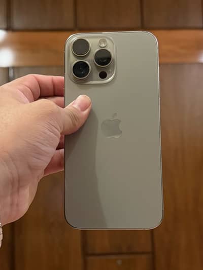 Apple iPhone 16 Pro Max 512gb 100 battery