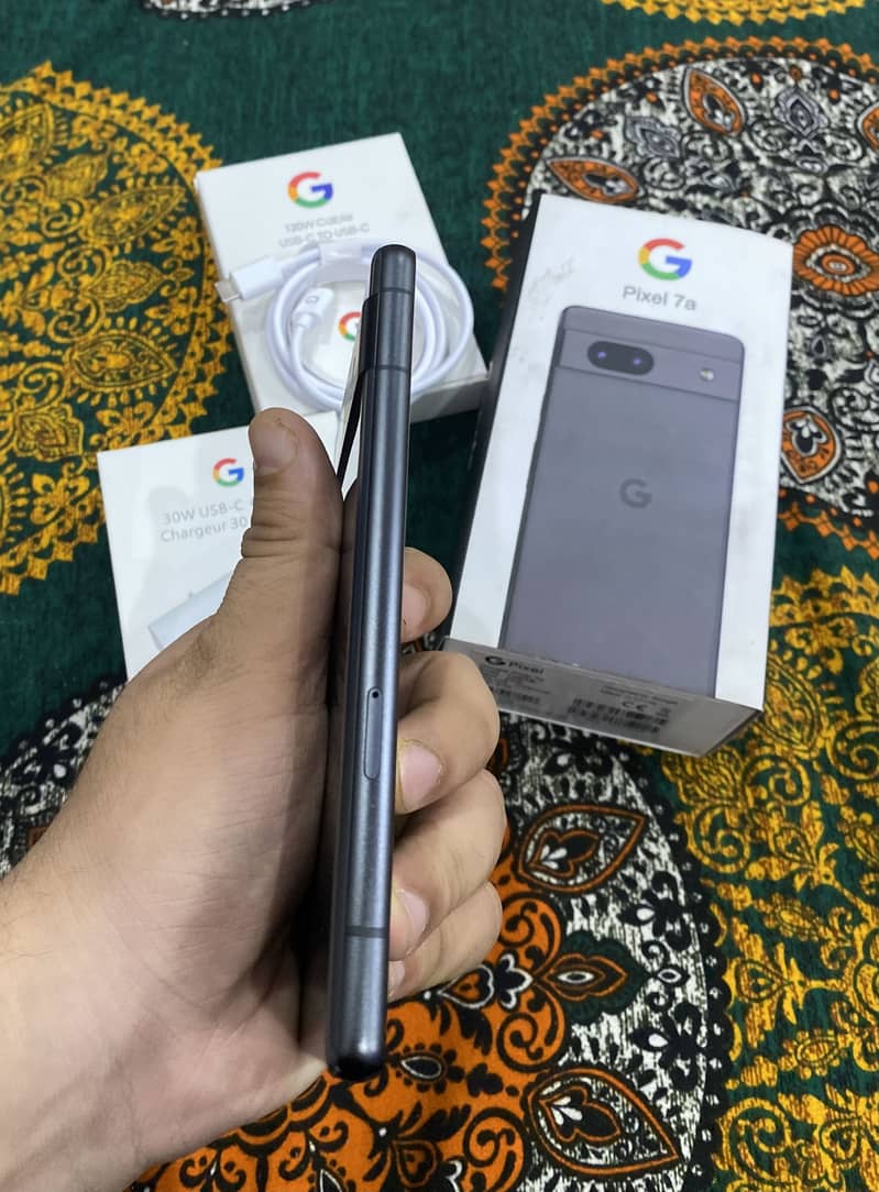 Pixel 7a 8/128 officially pta 3